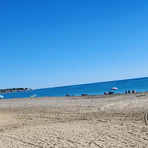 Apartamento ¡bajo Estupendo Con Patio Y Terraza A 200 Metros De La Playa!, Vera